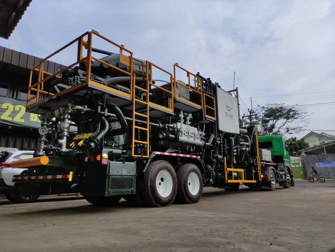 Cementing Pump Truck (3)